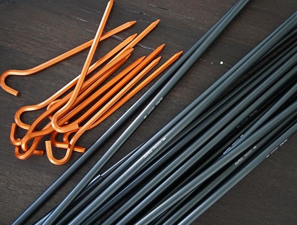 Kelty Outfitter Pro 3 Tent Stakes With Oversized Poles