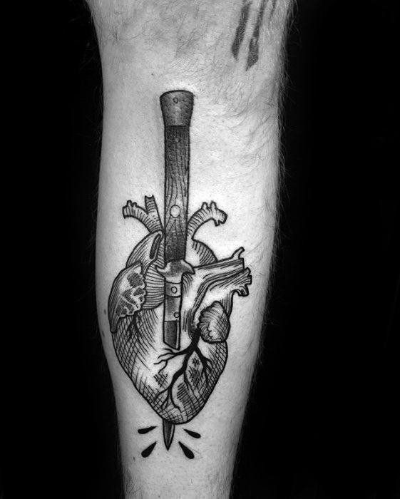 Leg Male Anatomical Heart Switchblade Tattoo Ideas