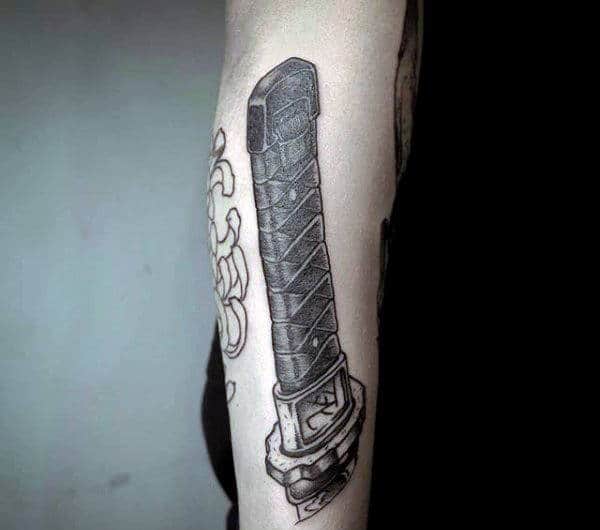 Leg Male Katana Tattoo Design Inspiration