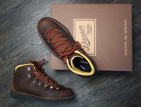 Lightweight Mens Hiking Boots Danner Mountain Pass