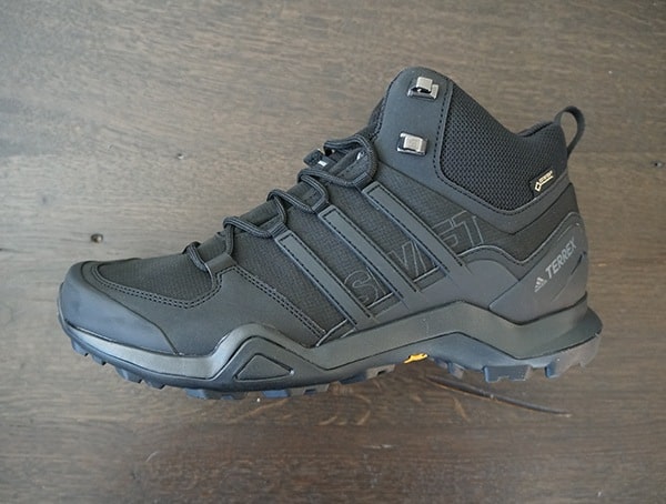 Lightweight Mens Hiking Shoe Adidas Terrex Swift R2 Mid Gtx