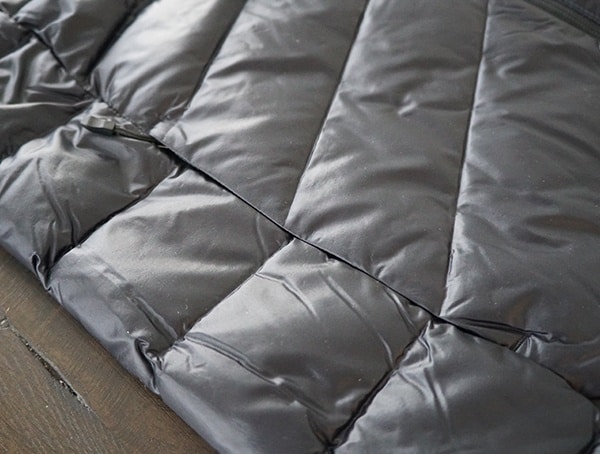 Lower Pocket Zipper Closed Shut Mens Spyder Syrround Down Jacket