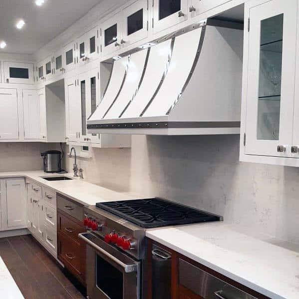 white kitchen hood with borders