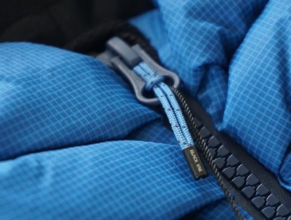 Main Zipper Detail Blackyak Bakosi Jacket For Men