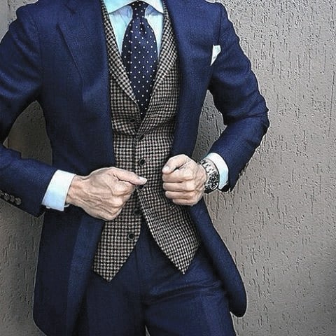 Male Looks Navy Blue Suit Style