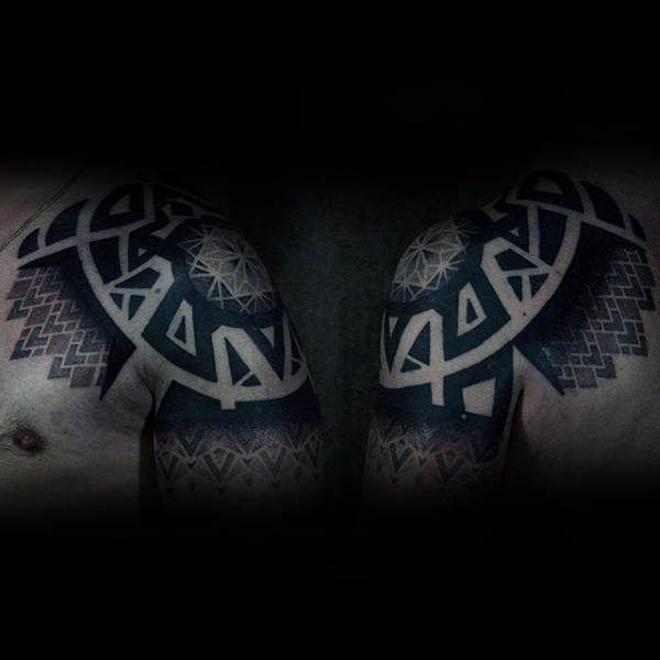 Male Shoulders Dotwork Black Design