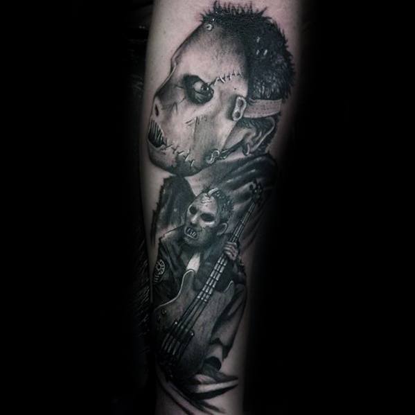 Male With Cool Slipknot Tattoo Design On Leg