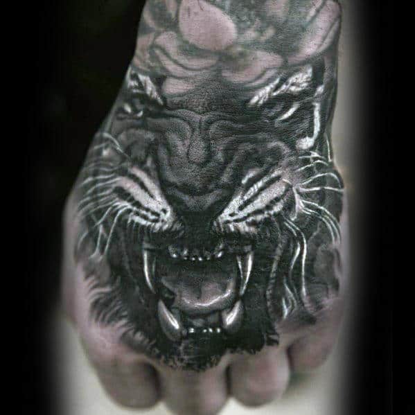Male With Roaring Realistic 3d Hand Lion Tattoo