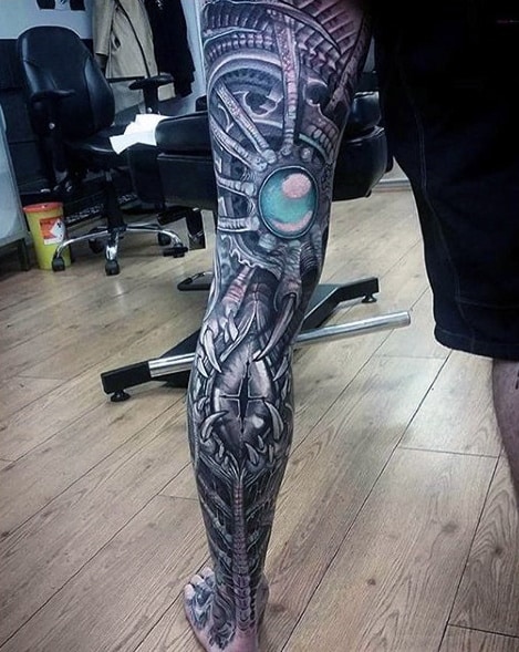 Man With Unbelievable 3d Mechanical Leg Sleeve Tattoo