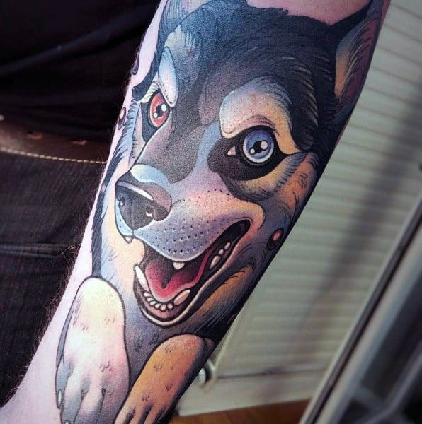 Neo-traditional Siberian Husky tattoo on a man's arm, featuring bold outlines, vibrant colors, and expressive eyes for a playful and dynamic design.