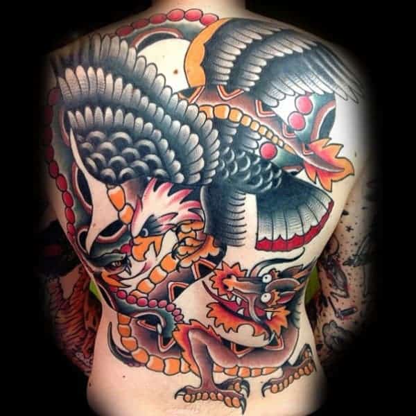 masculine-traditional-tattoo-ideas-for-gentlemen