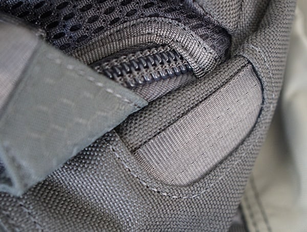 Maxpedition Riftblade Backpack Cord Hydration Tube Pass Through