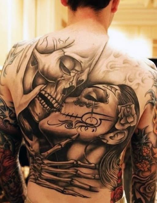 Mens Back Skull And Lady Romance Day Of The Dead Tattoo
