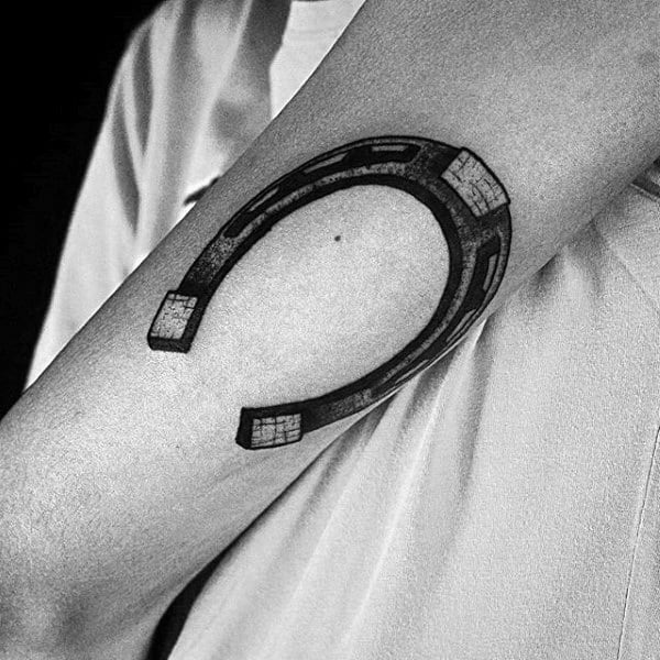 Mens Classic Horseshoe Tattoo Design On Forearm