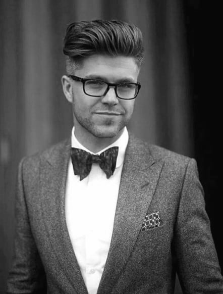 Mens Classy Haircuit With Suit Style