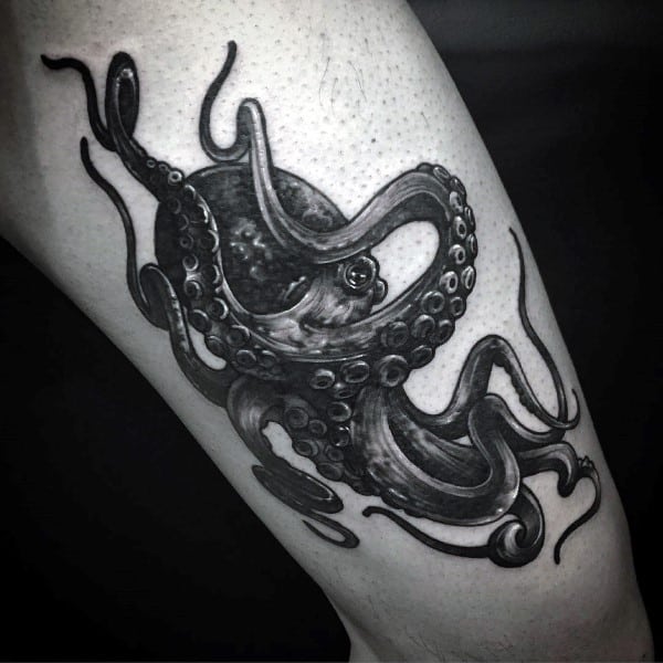 Mens Detailed Shaded Kraken Thigh Tatoos