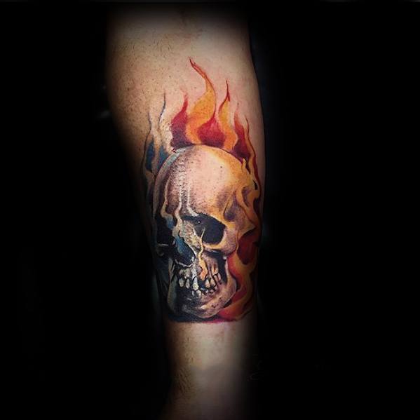 Mens Flaming Skull Tattoo Design Inspiration Legs