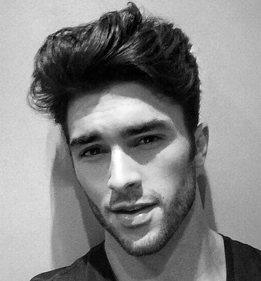 Men's Haircuts For Wavy Hair