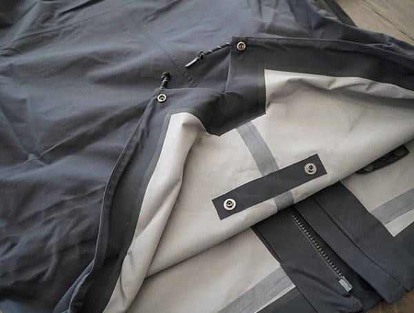 Mens Holden M 51 3 Layer Fishtail Jacket Hem Button Back