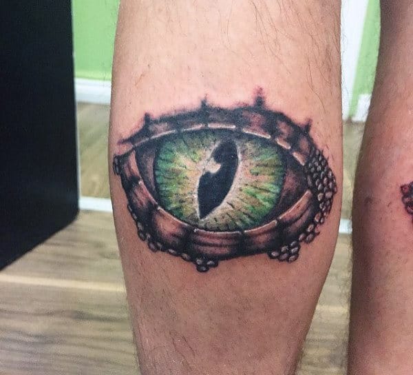 Mens Huge Lizard Eye Tattoo On Knees