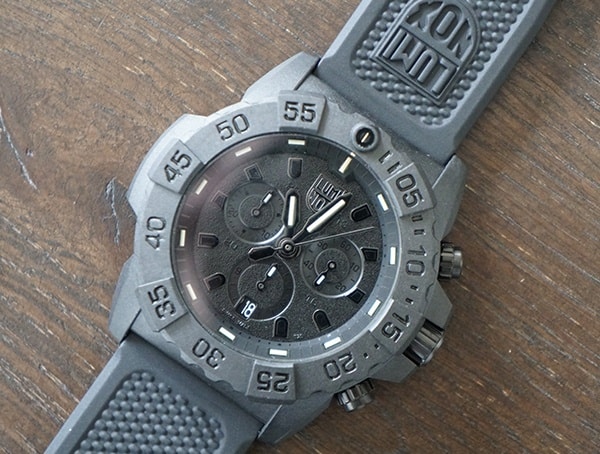 Mens Luminox Navy Seal Chronograph Watch With Tempered Scratch Resistant Mineral Crystal