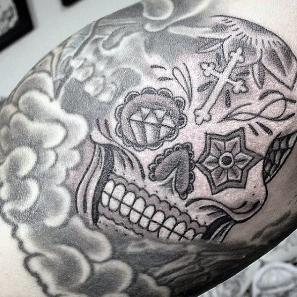 Mens Old School Japanese Style Sugar Skull With Clouds On Bicep