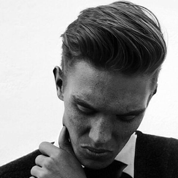 Mens Sleek Classic Hairstyle