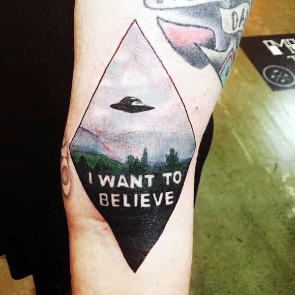 Mens Thigh Belief In Outer Space Tattoos