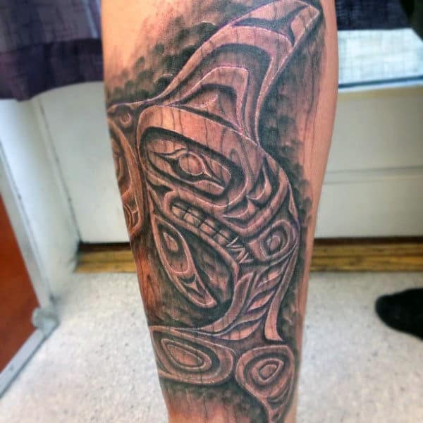 Mens Wood Carving Haida Figure Leg Tattoos