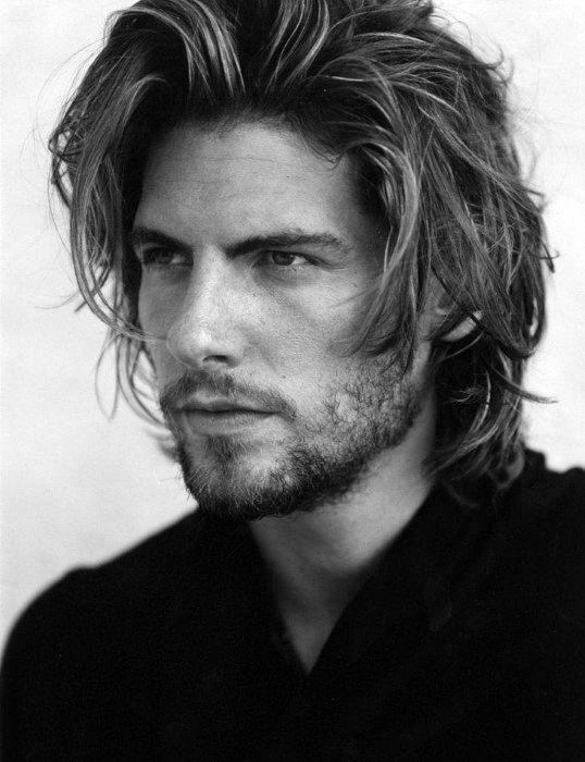 Messy Pushed Back Flow Hairstyles For Guys
