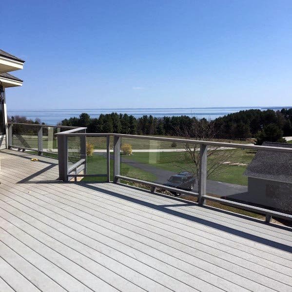 metal and glass panels deck railing