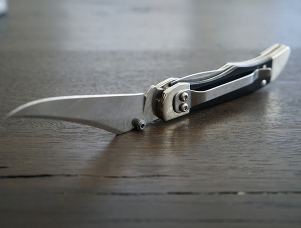 Mirror Polished Tru Sharp Surgical Steel Case Kickstart Mid Folding Hunter Knifes