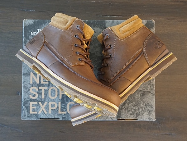 Moc Toe Stiching The North Face Bridgeton Mens Chukka Boots Side