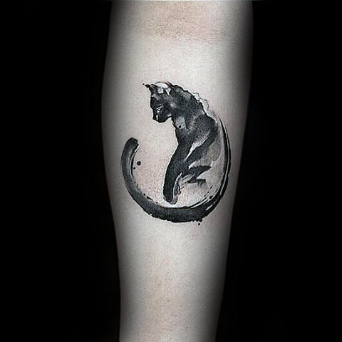 modern-watercolor-enso-cat-tattoo-on-guys-forearms