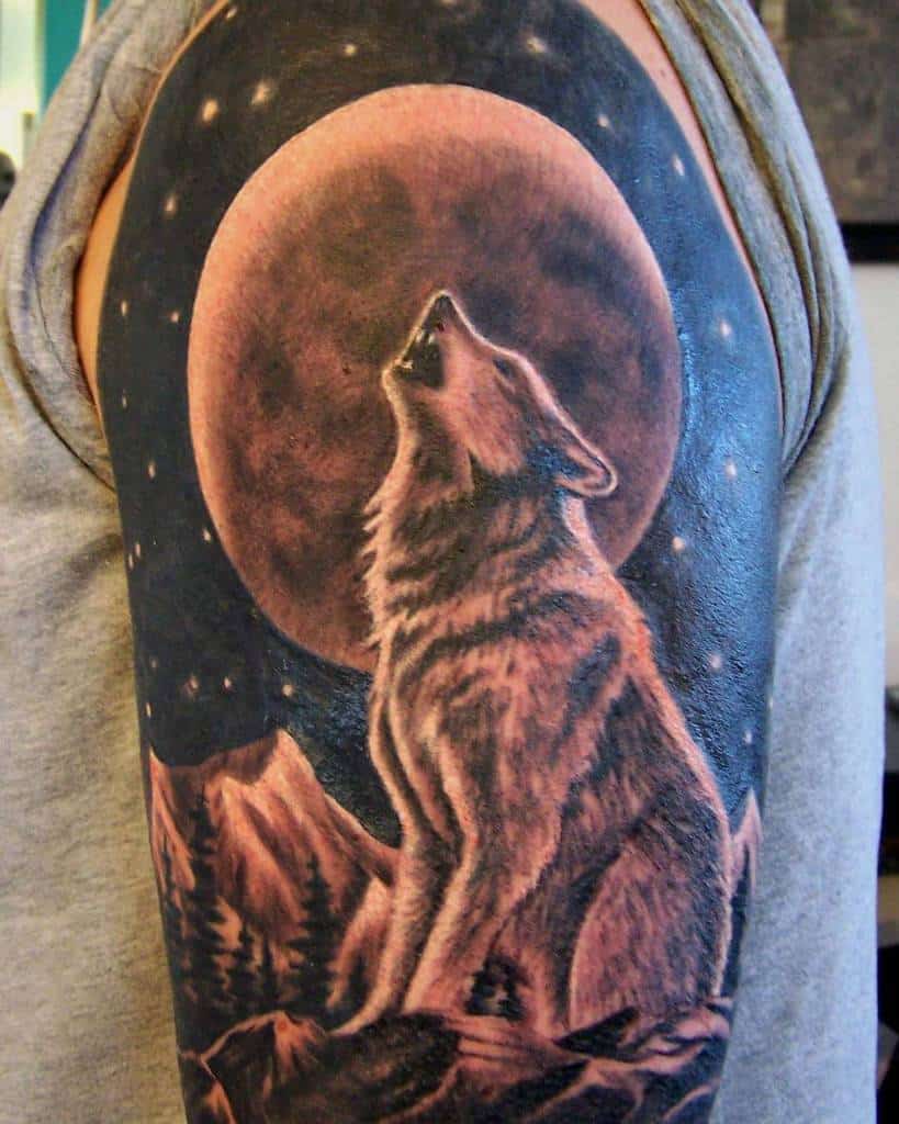 A mesmerizing tattoo of a lone wolf howling at a radiant full moon, set against a backdrop of twinkling stars in the night sky