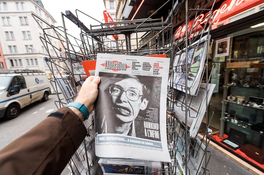 newspaper with portrait of Stephen Hawking