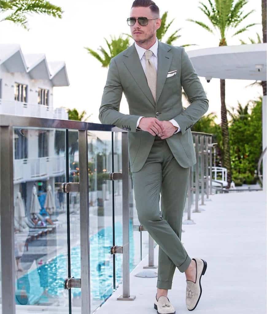 Nice Suit Mens Wear Outfit