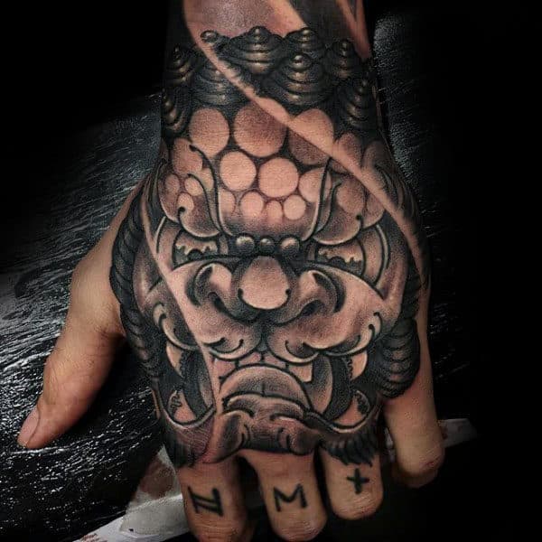 Old School Guys Foo Dog Hand Tattoo Ideas