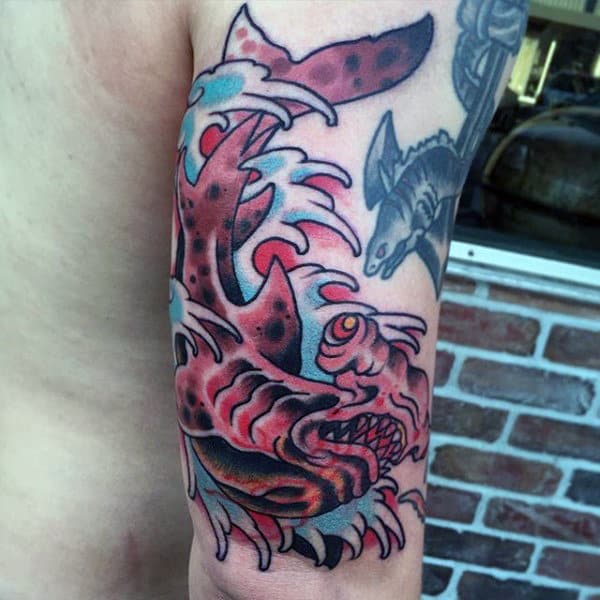 Old School Red Hammerhead Shark Tricep Tattoo For Men