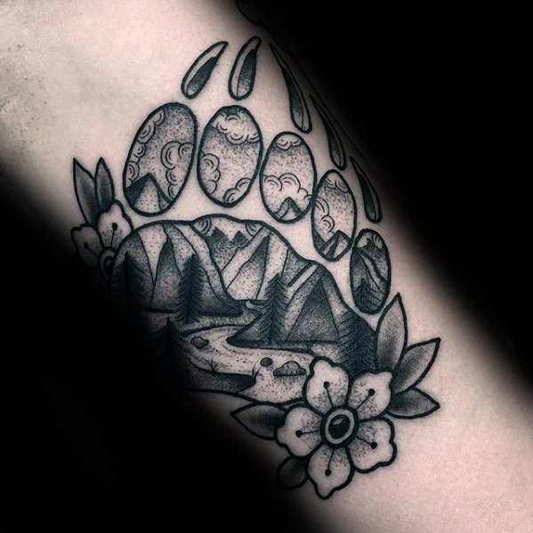 Old School Traditional Forearm Cool Bear Paw River Tattoo Design Ideas For Male