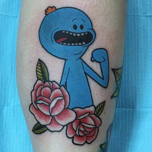 Tattoo of Mr. Meeseeks from Rick and Morty with a worried expression, surrounded by two pink roses with green leaves.