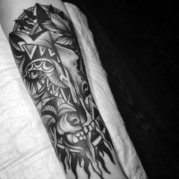 Old School Traditional Wolf Skull Male Tattoo Ideas