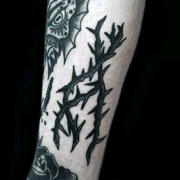Old School Vintage Guys Thorns Tattoo Design On Forearm