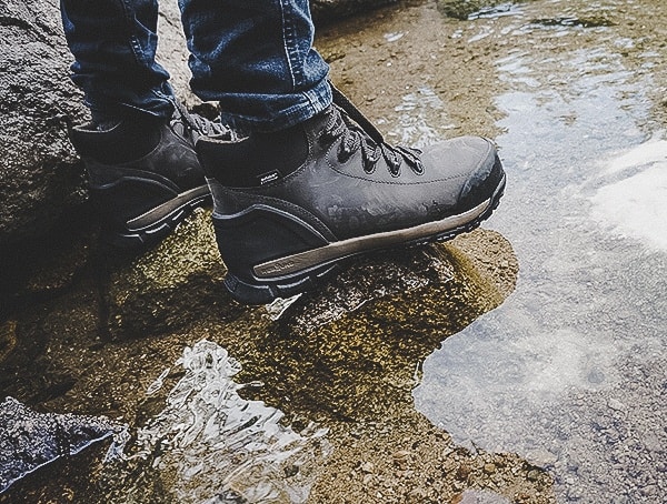 Outdoor Field Testing Mens Bogs Foundation Mid Leather Composite Toe Boots