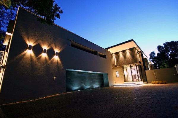 Outdoor Lighting Design Ideas For Garage