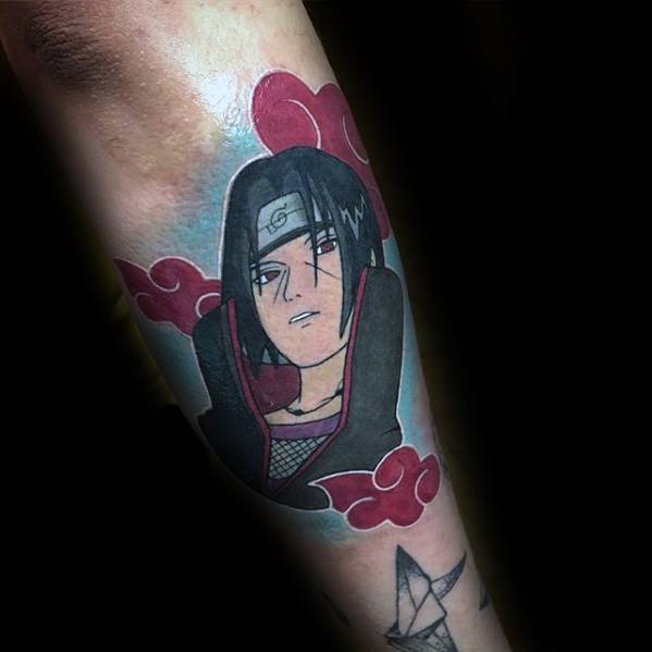 Itachi Uchiha tattoo with Akatsuki clouds, portraying his iconic calm and mysterious demeanor