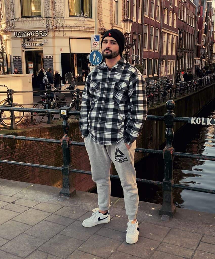 Overdressed Jogging Style Outfit