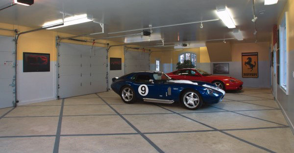 Painted Lines In Concrete Mens Luxury Home Garage