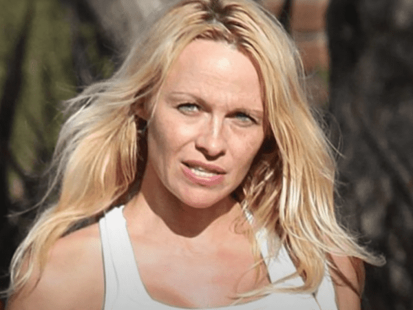 pamela-anderson-old