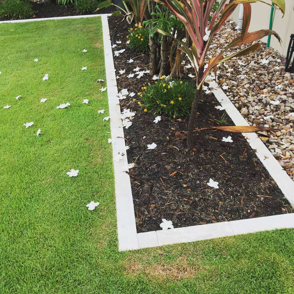 rectangle pavers garden edging grass